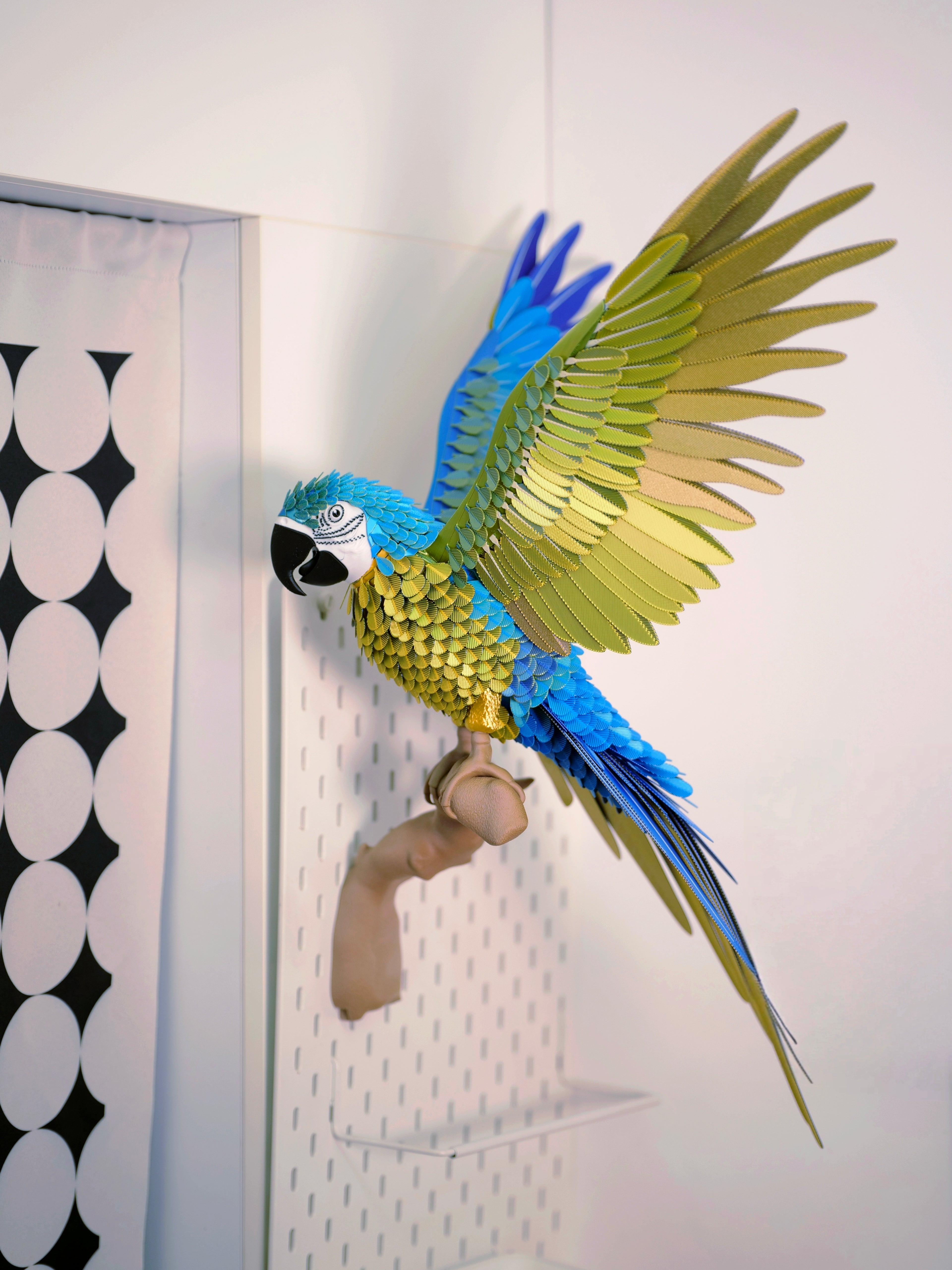 Macaw Life Size - 3D Sculpture
